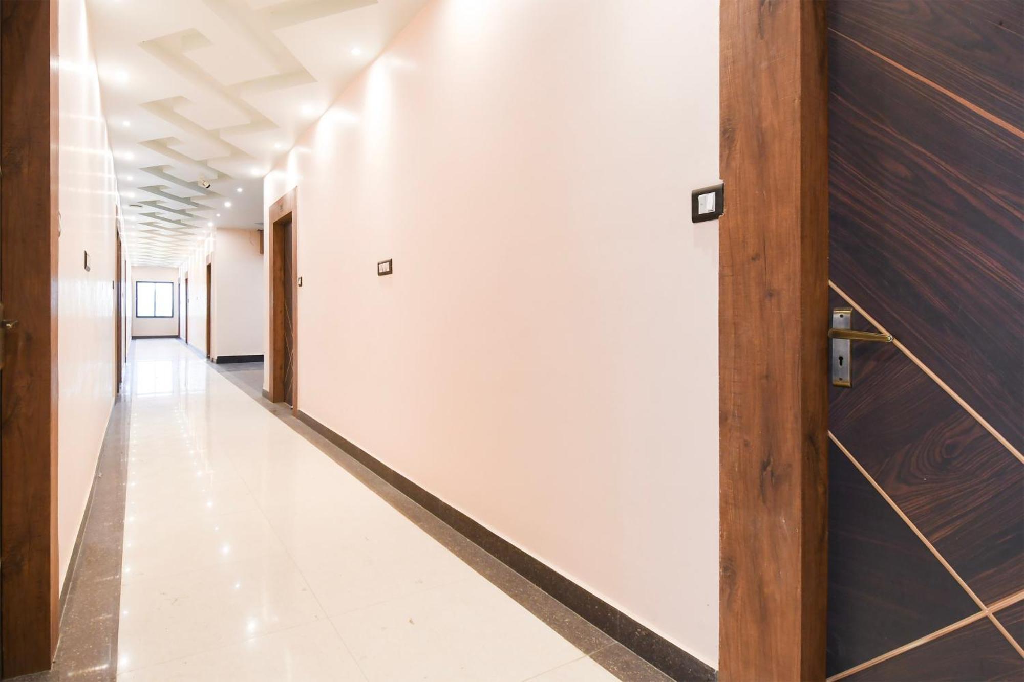 Hotel O Nilmadhab International Tarapith Extérieur photo